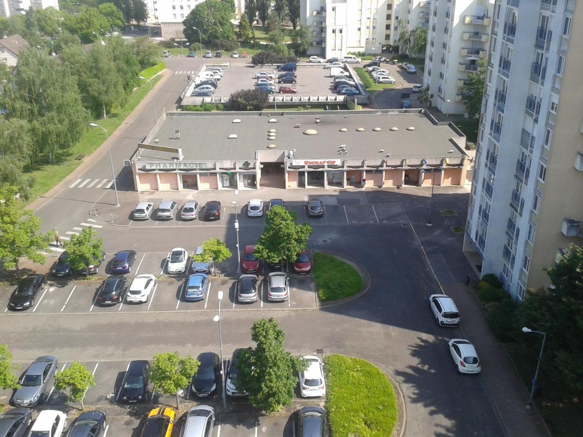 L'Eveil Et La Diversite Chalon-sur-Saône Exterior foto